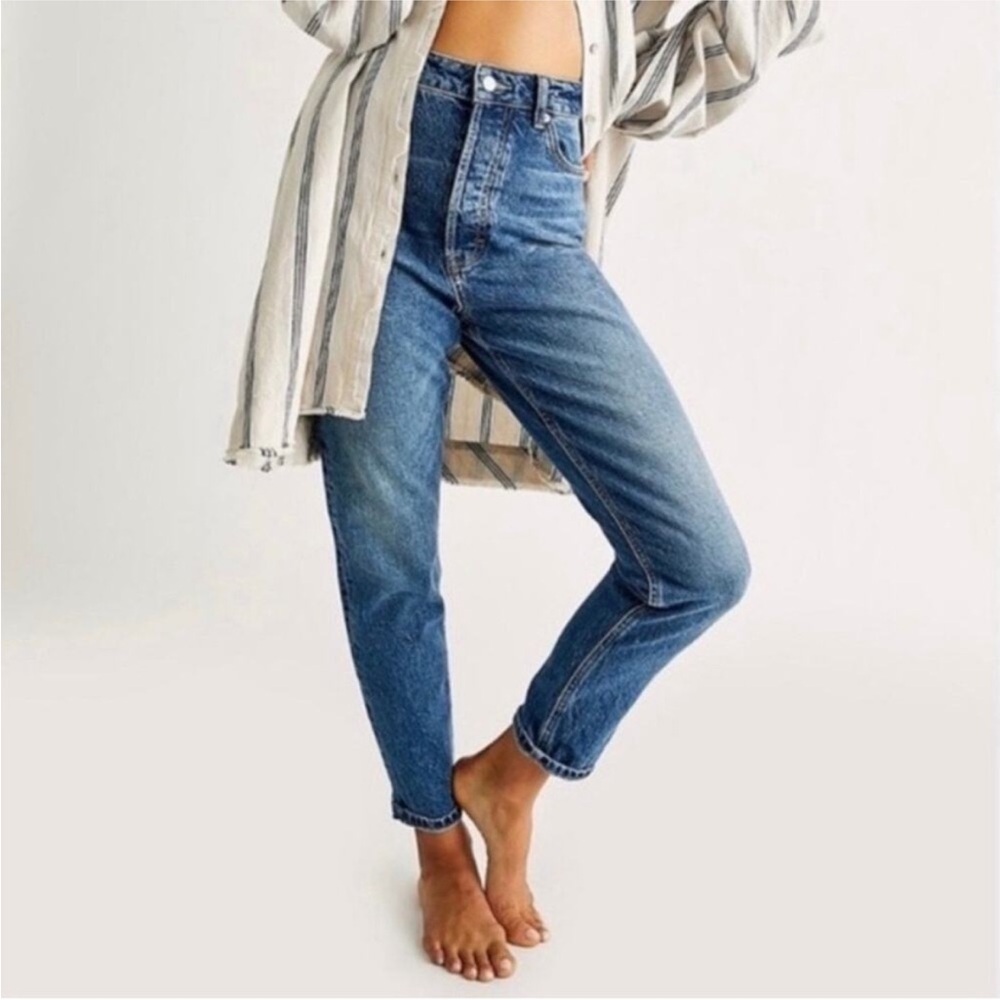 FREE PEOPLE Zuri Blue Ultra High Waist Ankle Stretch Cotton Mom Jeans Size 30